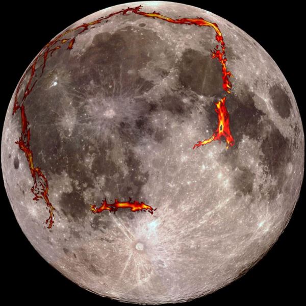 Древние вулканы могли оставить на Луне слои льда