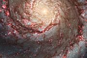 «Хаббл» сделал впечатляющее фото галактики Водоворот